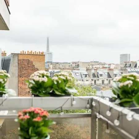 Avec Vue Incontournable باريس